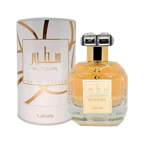 Sutoor by Lattafa 100m edp - Top Notes:  Plum, Oakmoss, Lemon, Apple, Bergamot, Geranium. Heart Notes:  Mahogany, Clove, Cinnamon Base Notes: Olive tree, Sandalwood, Vanilla, Vetiver, Cedar
